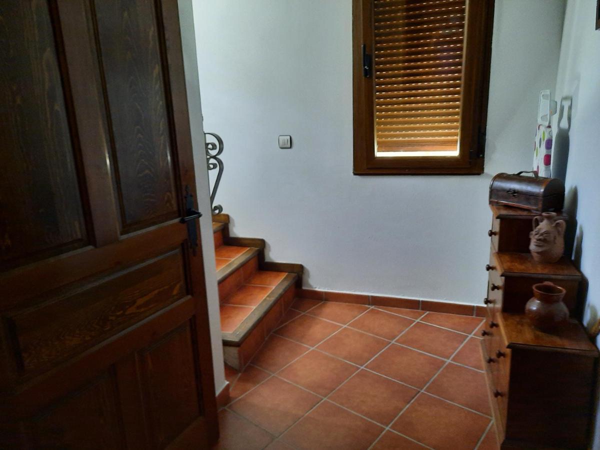 Casa Rural El Cano De Abajo Алдеануева дел Камино Екстериор снимка