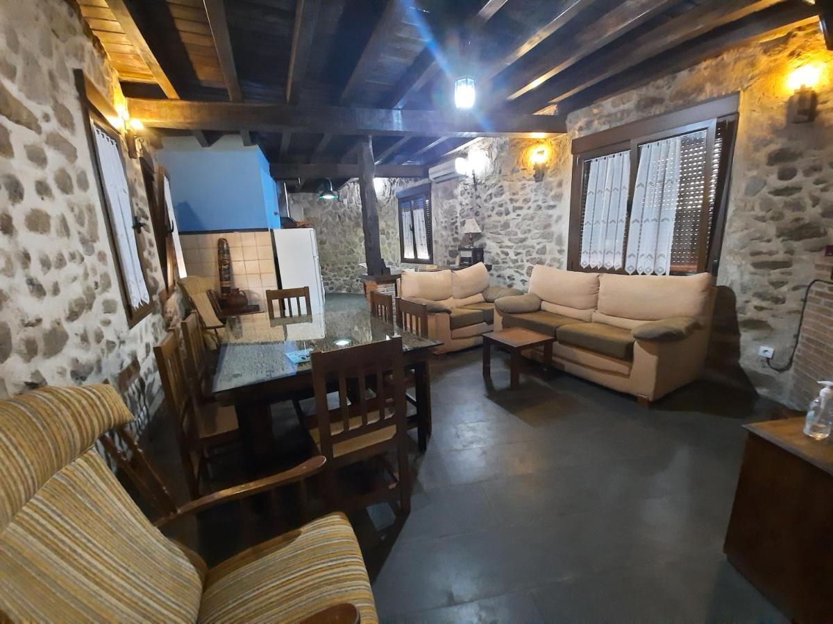 Casa Rural El Cano De Abajo Алдеануева дел Камино Екстериор снимка